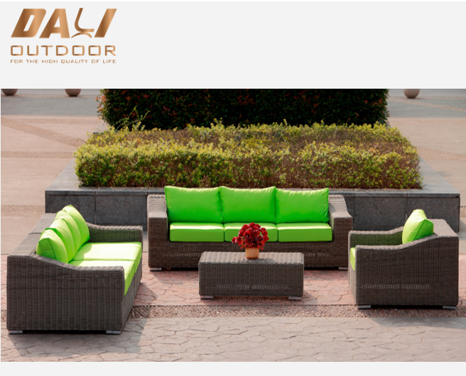 Furnitur rotan sintetis taman outdoor hijau segala cuaca